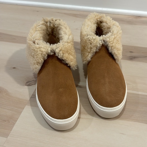 UGG Sneaker Slide Boots size 9.5 - Picture 7 of 10